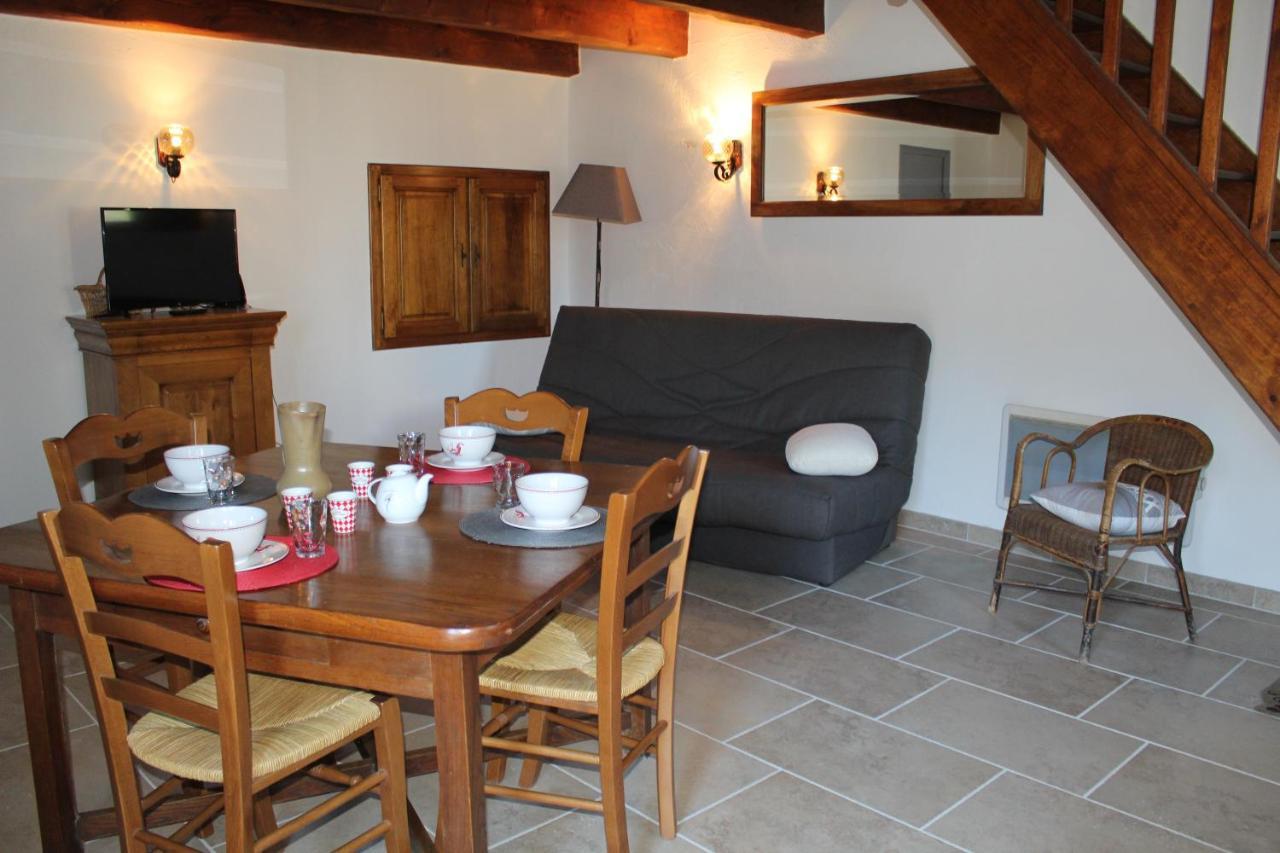 Bed and Breakfast Les Logis De Paban Crestet Exterior foto