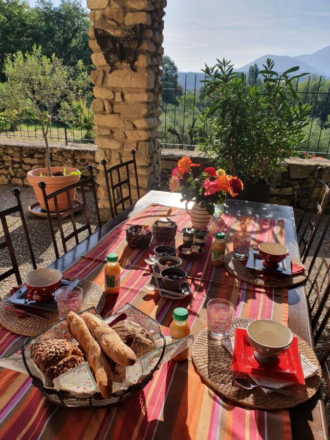 Bed and Breakfast Les Logis De Paban Crestet Exterior foto